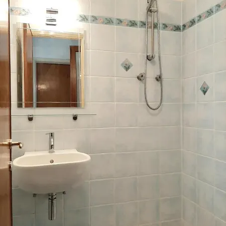 Habitación en casa particular Camera Aliki Lucca